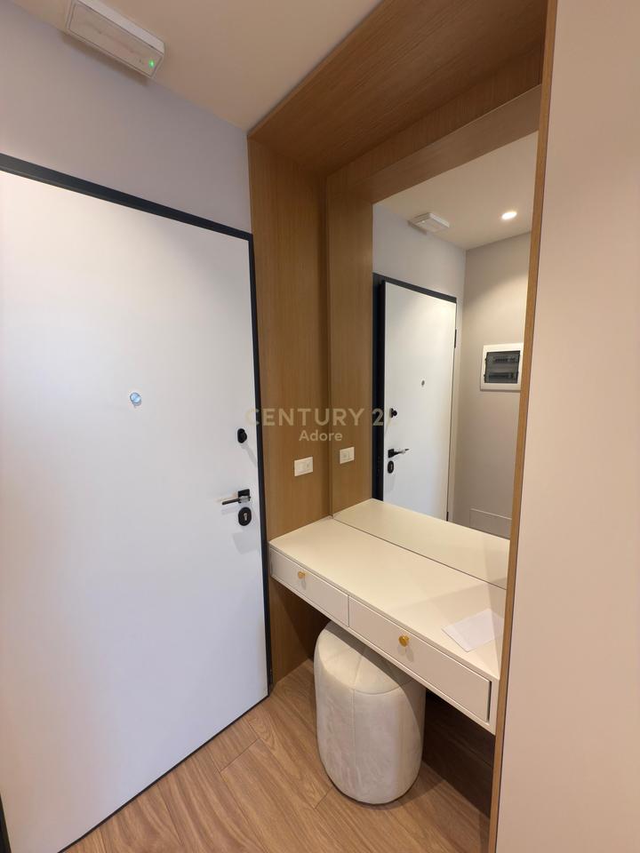 Apartament 2+1+Post Parkimi per Qira tek Liqeni i Tiranes!