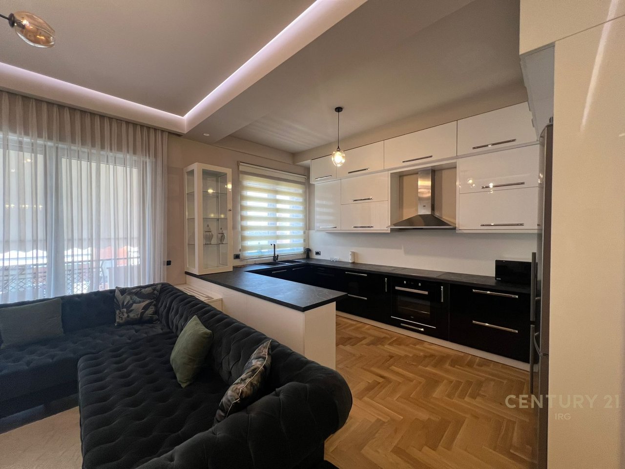 Modern 2+1 apartment with parking space in Delijorgji, for rent