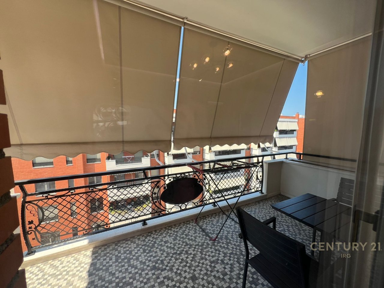 Modern 2+1 apartment with parking space in Delijorgji, for rent