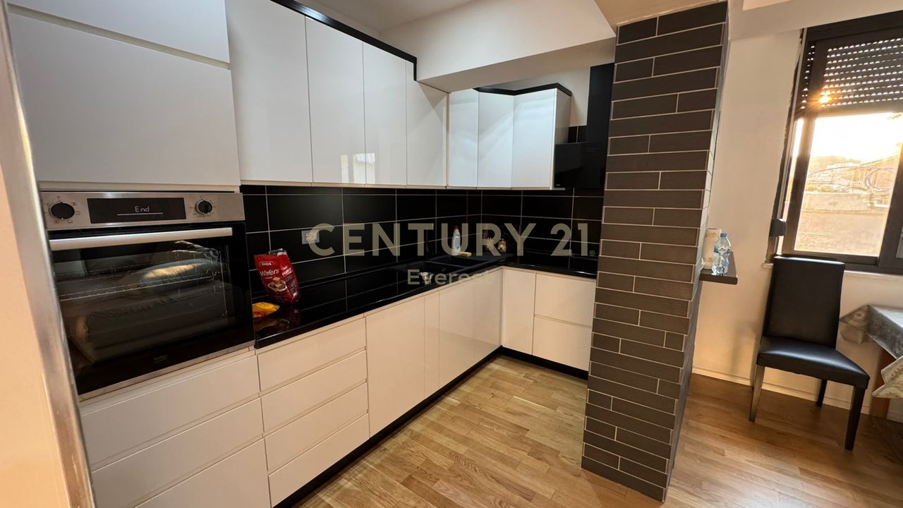 MUSEUM, RENTING 2+1 APARTMENT