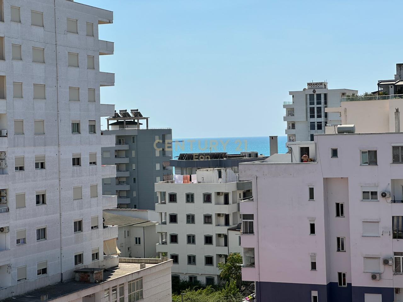 APPARTAMENTO 1+1 CON 70M2 IN VENDITA SULLA SPIAGGIA VICINO ALL'HOTEL ADRIATIK!