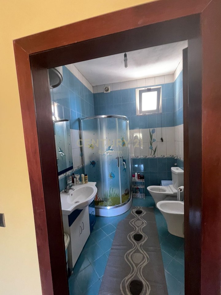 Shtëpi private Me Qira në Spitalle - 300€ | 188 m²