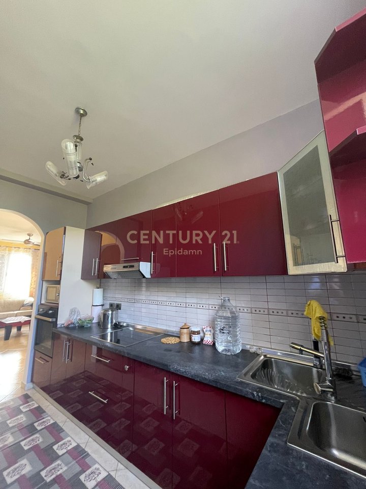 Shtëpi private Me Qira në Spitalle - 300€ | 188 m²
