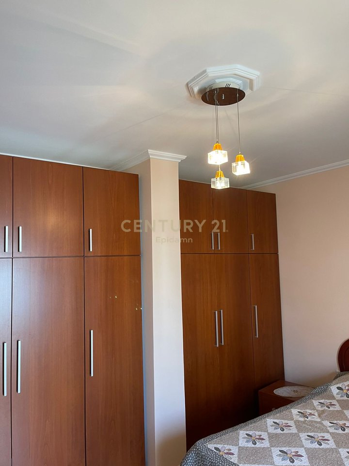 Appartamento 2+1 in affitto nel centro di Durrës!