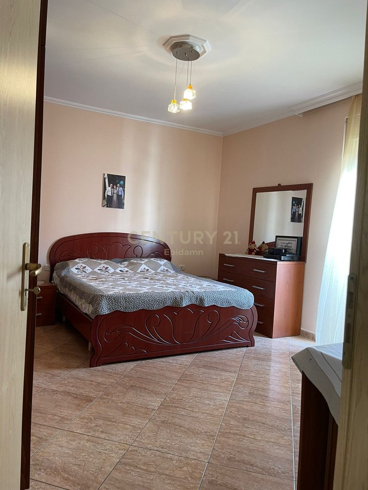 Appartamento 2+1 in affitto nel centro di Durrës!