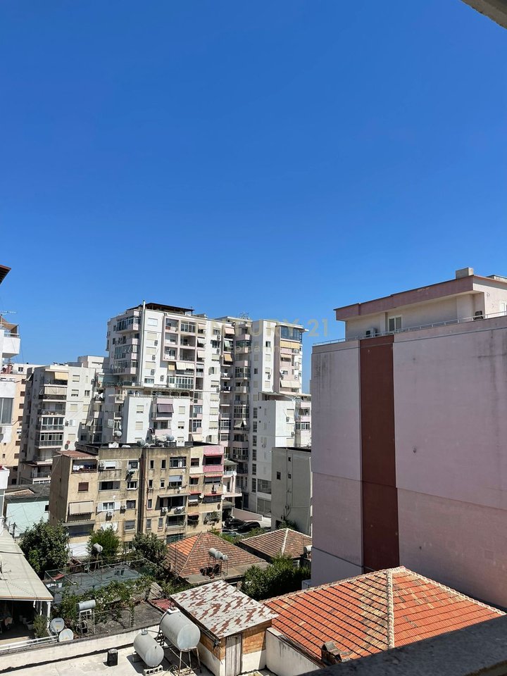 Appartamento 2+1 in affitto nel centro di Durrës!