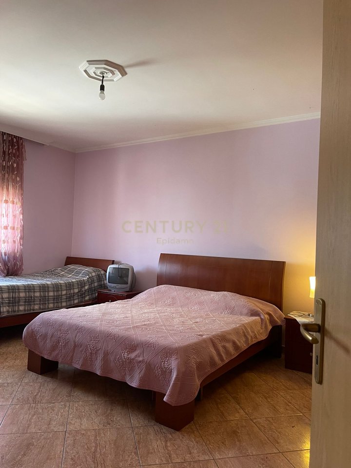 Appartamento 2+1 in affitto nel centro di Durrës!