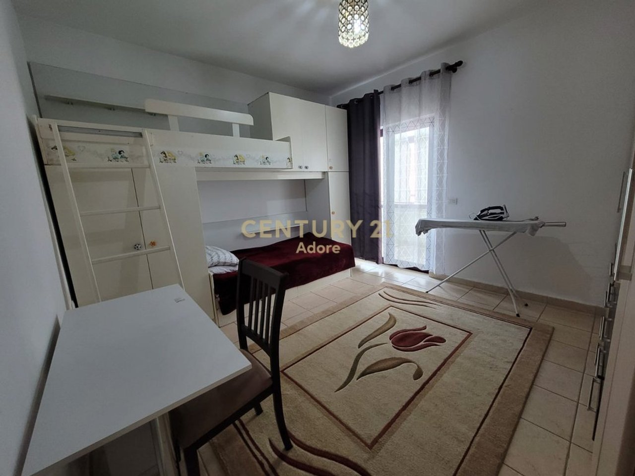 ⭐️ Appartamento con 2 Camere da Letto e 1 Bagno in Affitto a Kodra e Diellit a Tirana 600 € al mese ⭐️
