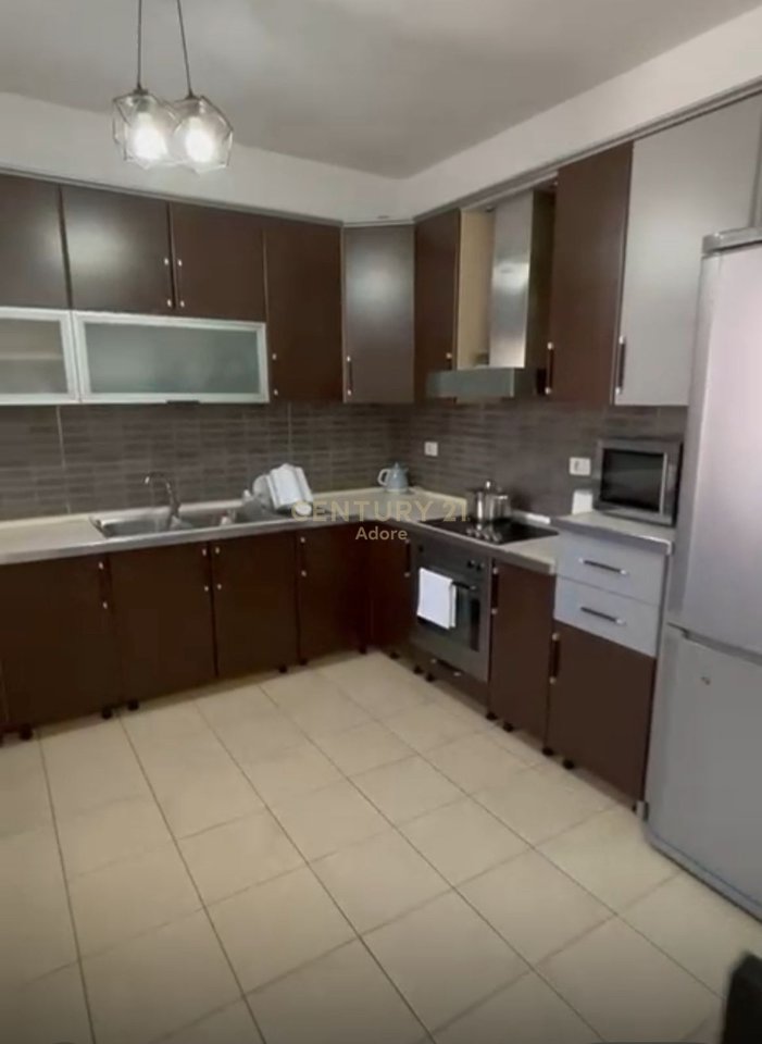 ⭐️ Appartamento con 2 Camere da Letto e 1 Bagno in Affitto a Kodra e Diellit a Tirana 600 € al mese ⭐️