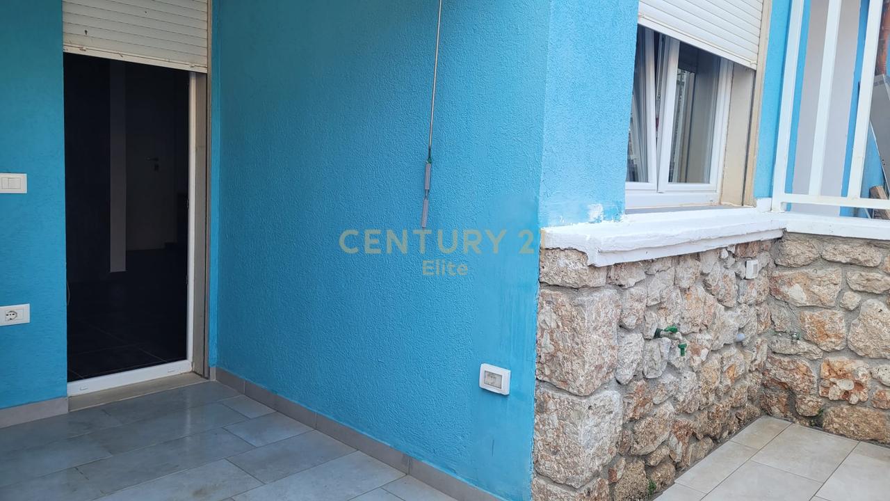 SHITET GARSONIERE + POST PARKIMI TEK KOMPLEKSI HARMONIA,DHERMI!