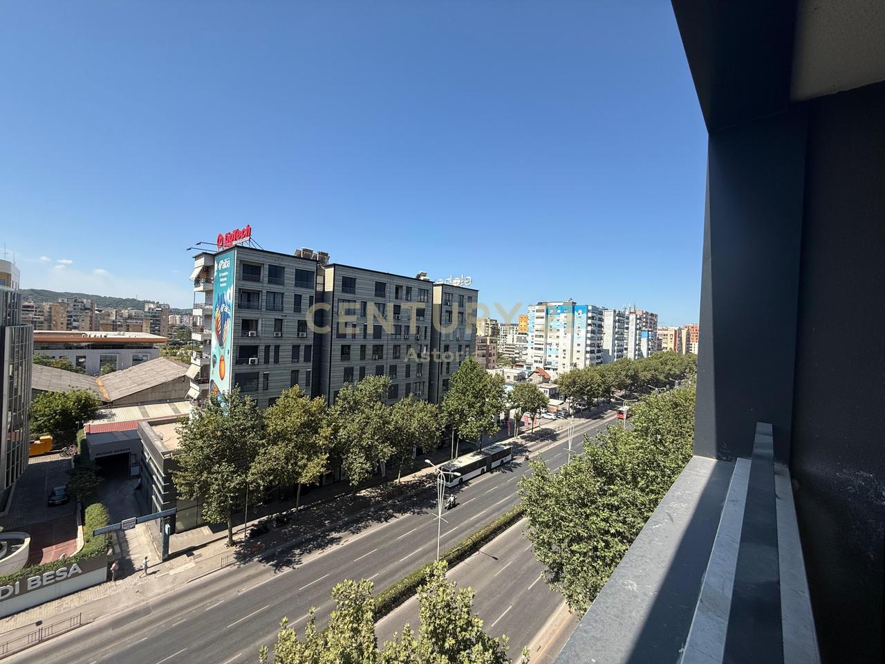 4 apartments for rent on the same floor – Dritan Hoxha Street