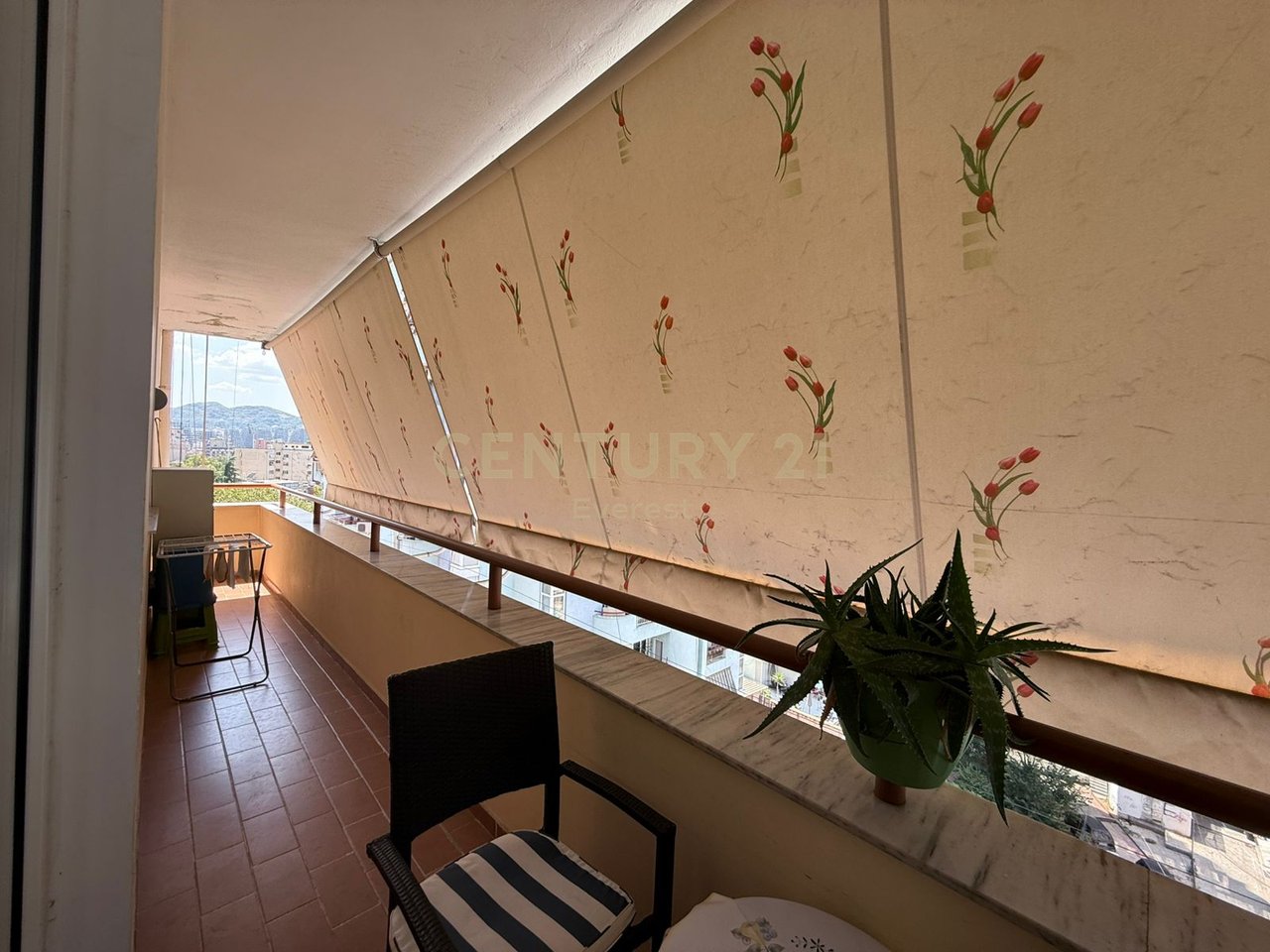 ISH EKSPOZITA, JAPIM ME QIRA APARTAMENT 1+1