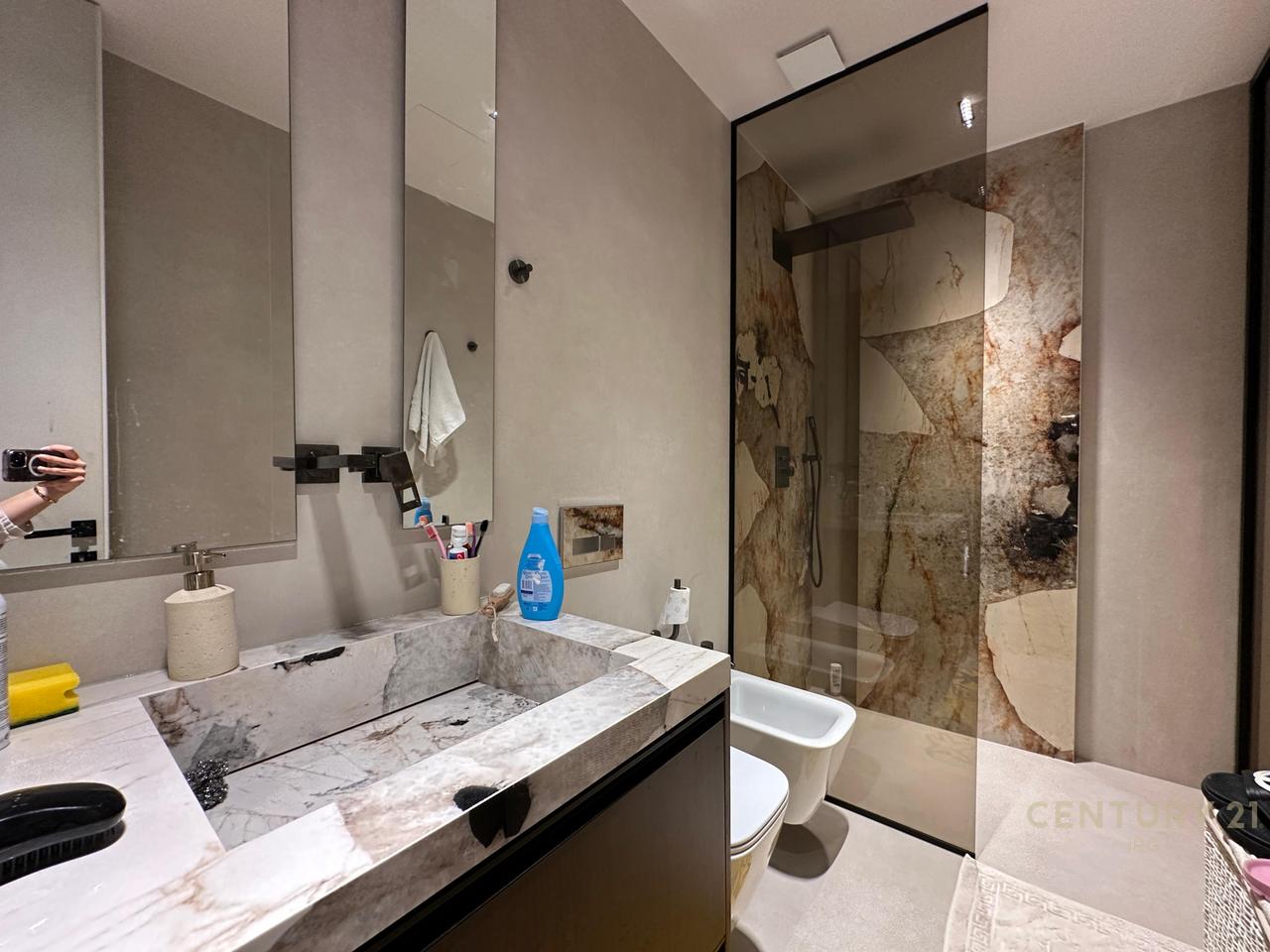 Appartamento di Lusso 1+1+2 Posti Auto in Vendita a Santorini 1!