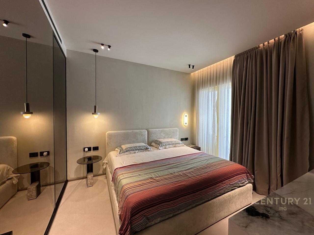 Appartamento di Lusso 1+1+2 Posti Auto in Vendita a Santorini 1!