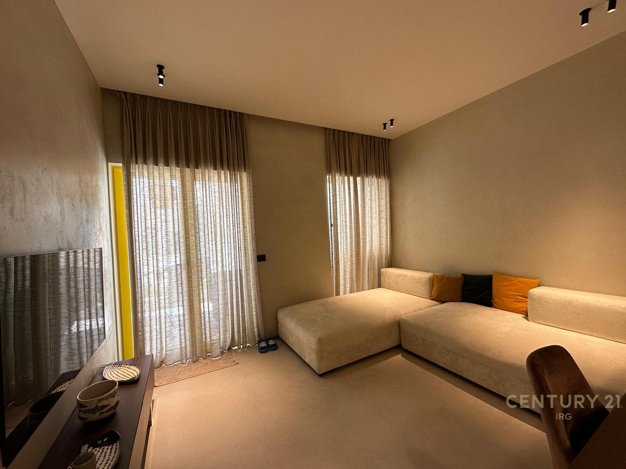 Appartamento di Lusso 1+1+2 Posti Auto in Vendita a Santorini 1!