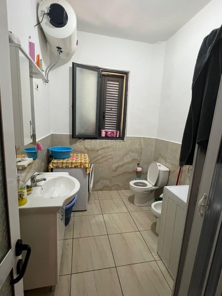 Appartamento 3+1 in vendita a Spitallë, Durrës - 130000€ | 224 m²