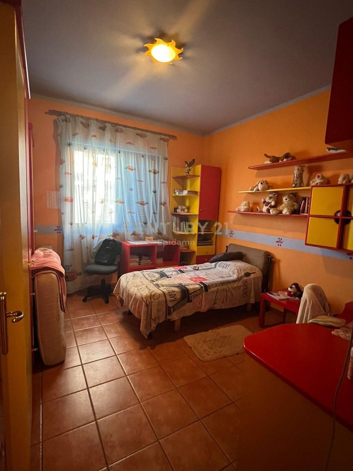 Appartamento 3+1 in vendita a Spitallë, Durrës - 130000€ | 224 m²