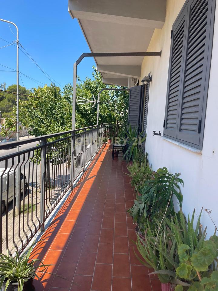 Appartamento 3+1 in vendita a Spitallë, Durrës - 130000€ | 224 m²