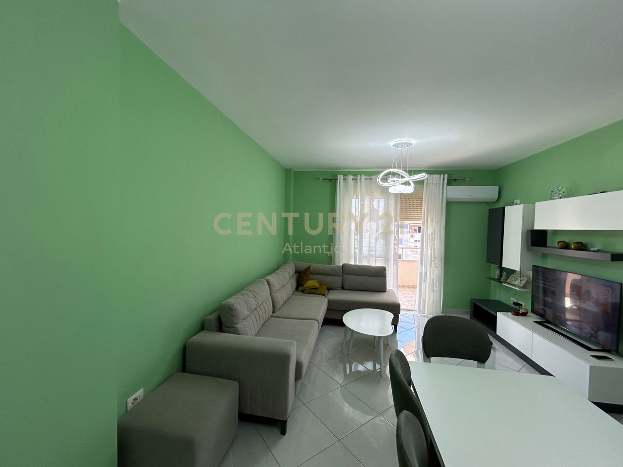 1+1 Apartment for Rent at Railway Beach, Durrës - 350€ | 90 m²