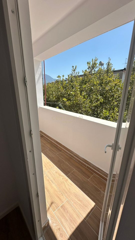 SHITET APARTAMENT 2+1 PRANE SPITALIT NENE TEREZA (Q.S.T.U)
