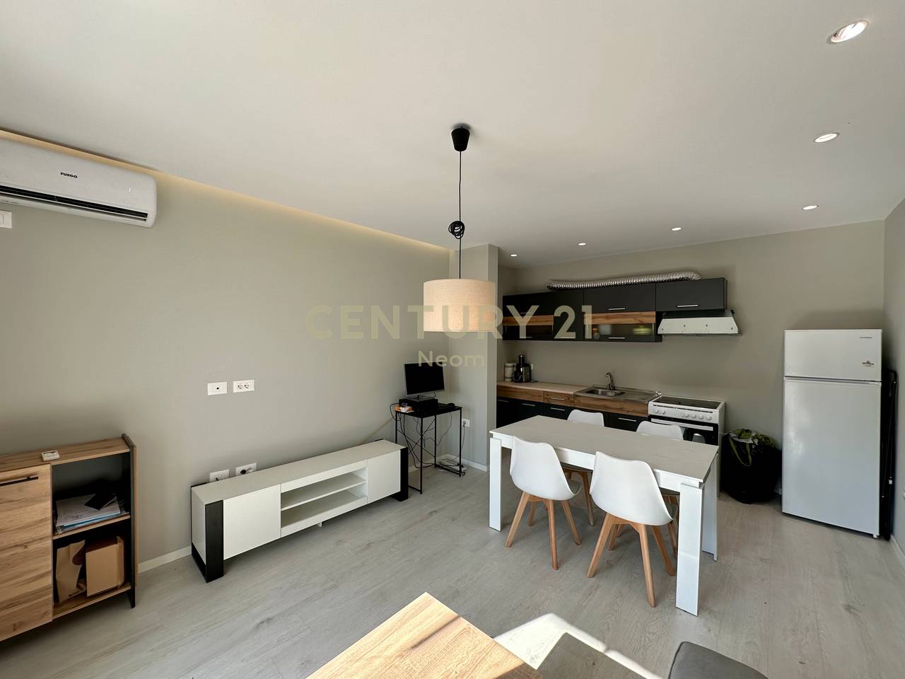 APPARTAMENTO 1+1 IN VENDITA MOLTO VICINO AL CENTRO DI TIRANA!