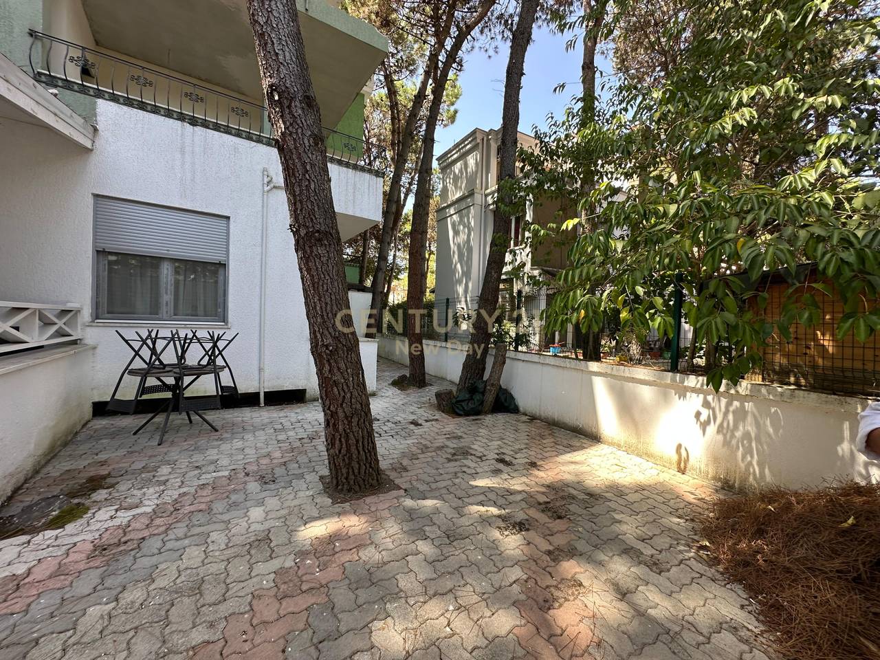 APPARTAMENTO 2+1 CON CORTILE IN VENDITA A QERRET - 289000€ | 177 m²
