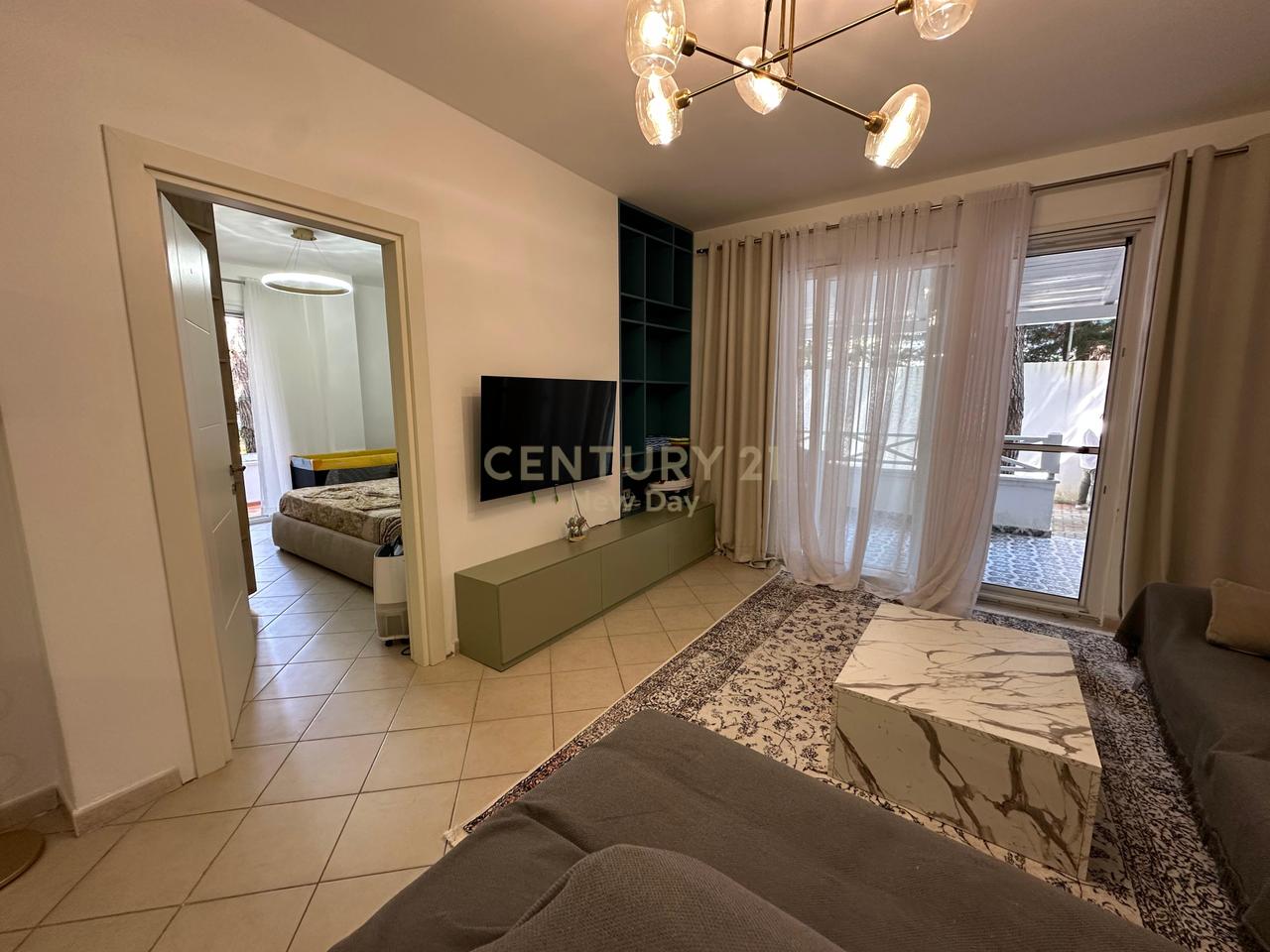 APPARTAMENTO 2+1 CON CORTILE IN VENDITA A QERRET - 289000€ | 177 m²