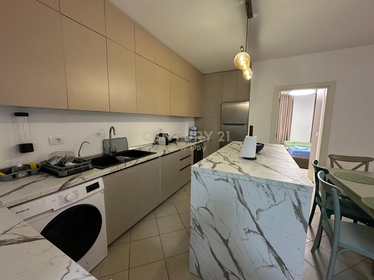 APPARTAMENTO 2+1 CON CORTILE IN VENDITA A QERRET - 289000€ | 177 m²