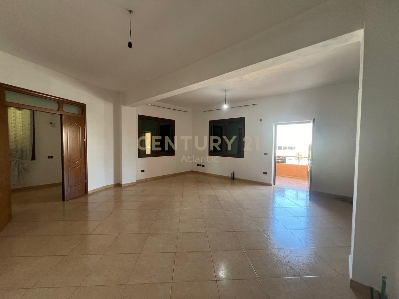 The second floor of a private house in Shkozet is for rent!