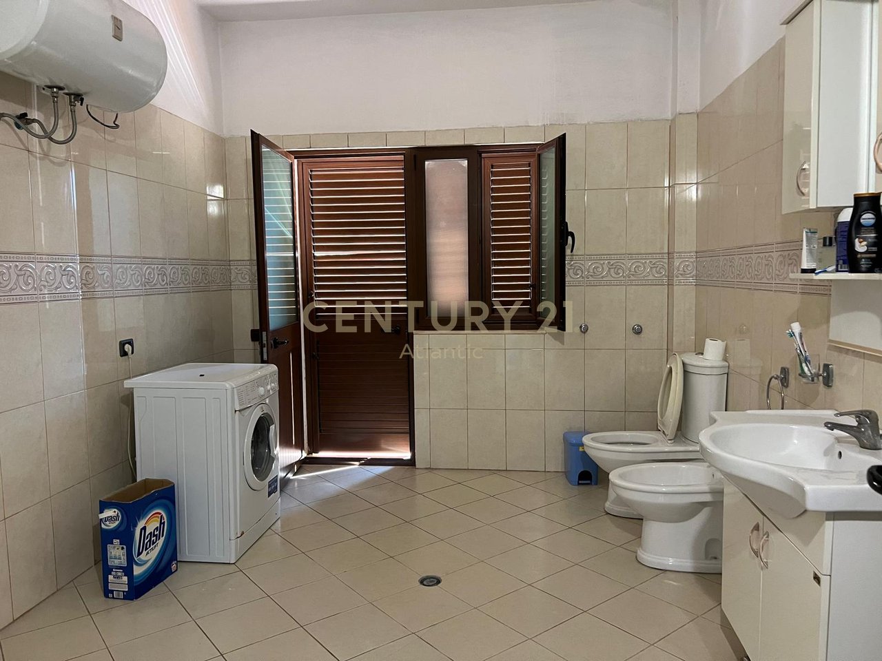 The second floor of a private house in Shkozet is for rent!