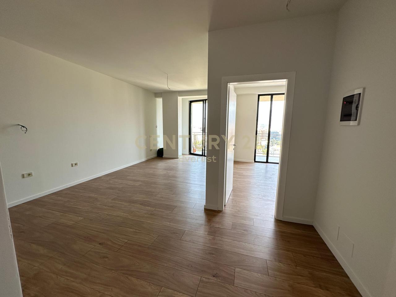 MINE PEZA, OFFICE FOR RENT