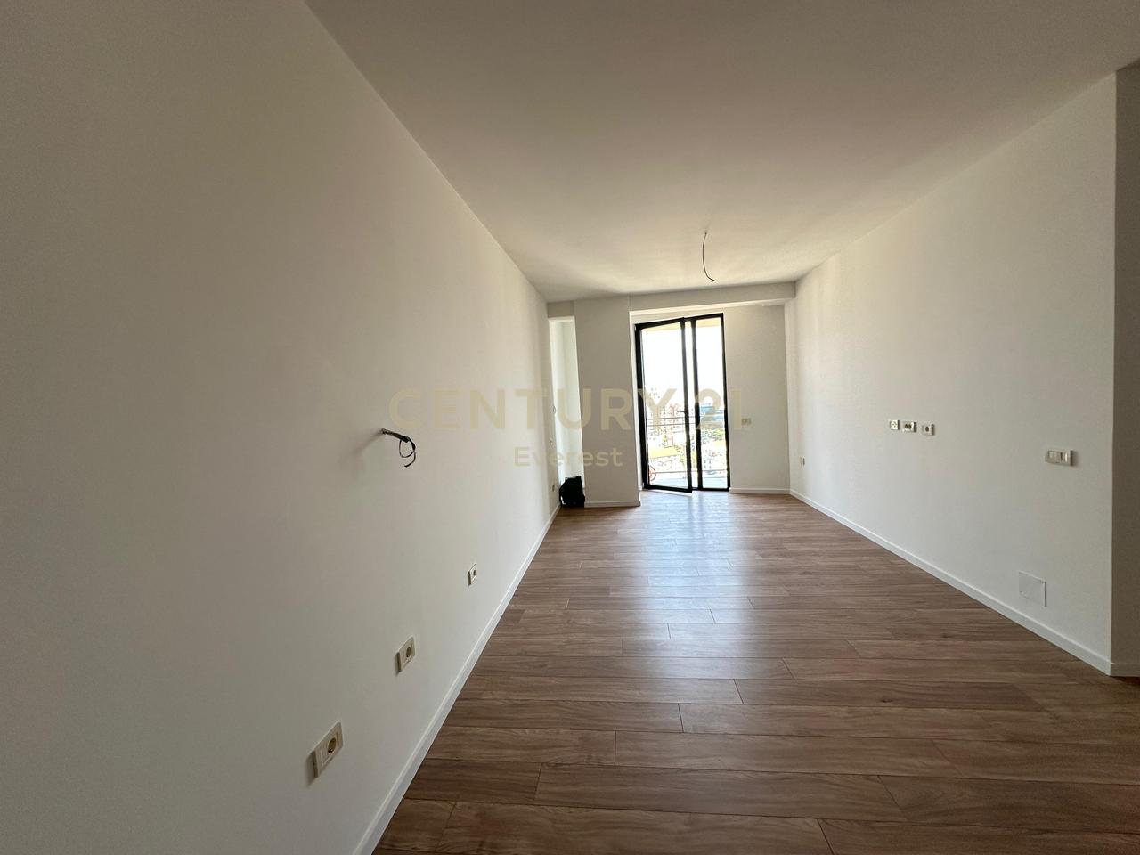 MINE PEZA, OFFICE FOR RENT