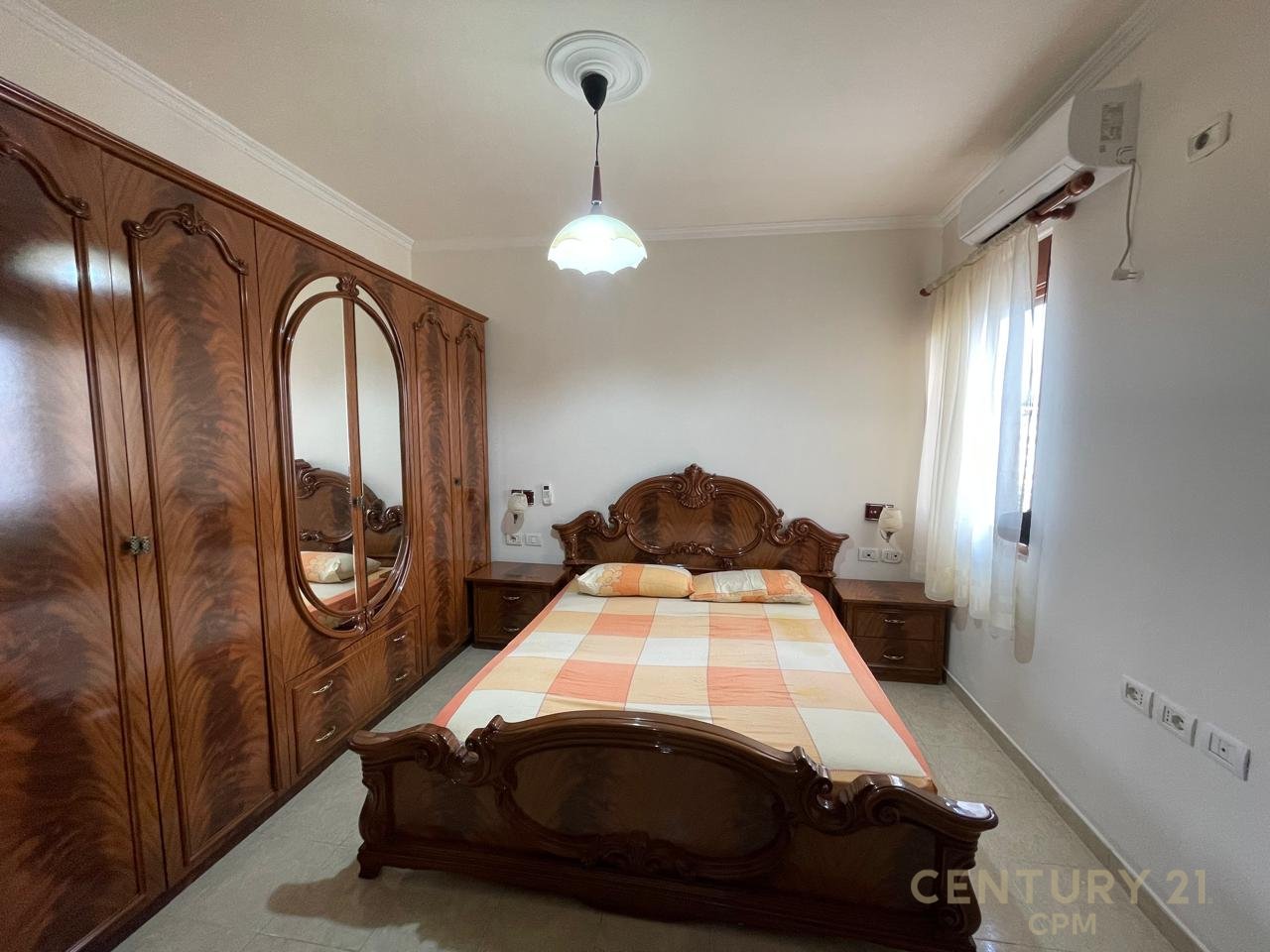 Apartament 2+1+Verande Per Qera!