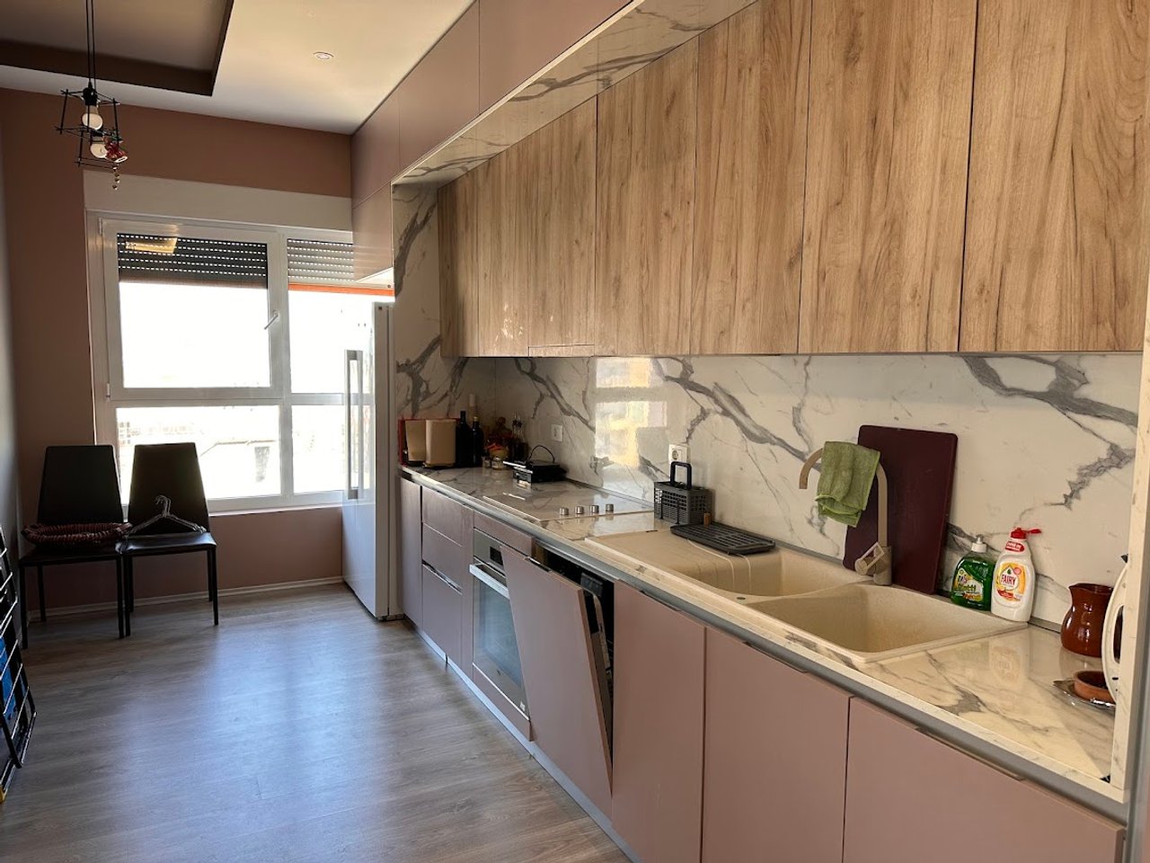 Apartament Modern 2+1 për Shitje në Rezidencën Mangalem  !