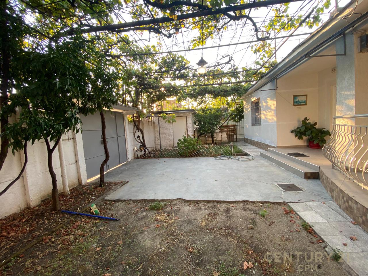 KMY LAPRAKE APARTMENT FOR RENT VILLA FOR RESIDENTIAL OR BUSINESS PURPOSES