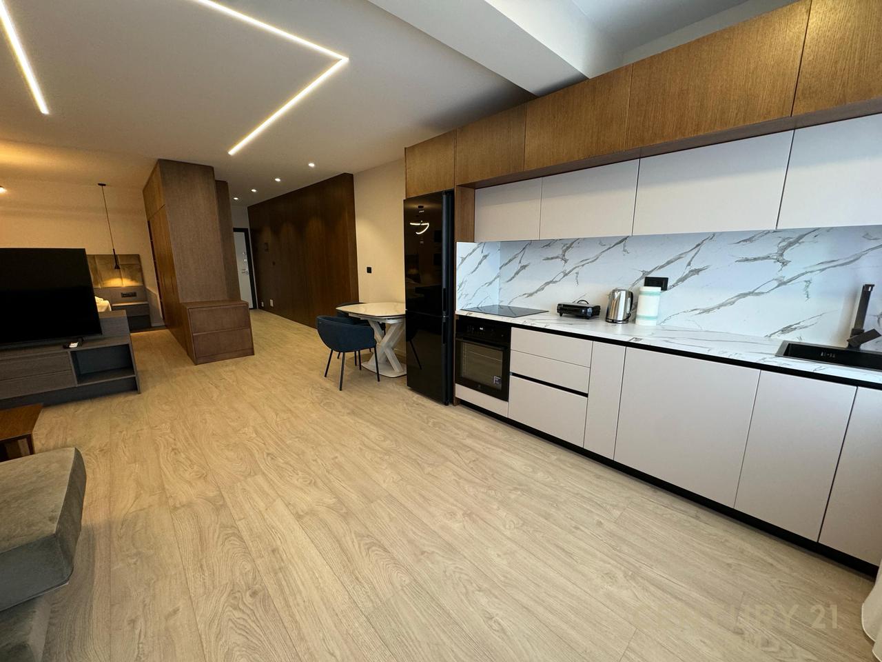 Apartament-studio me qira tek Pazari Ri!