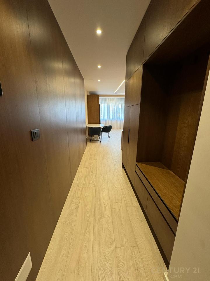 Apartament-studio me qira tek Pazari Ri!