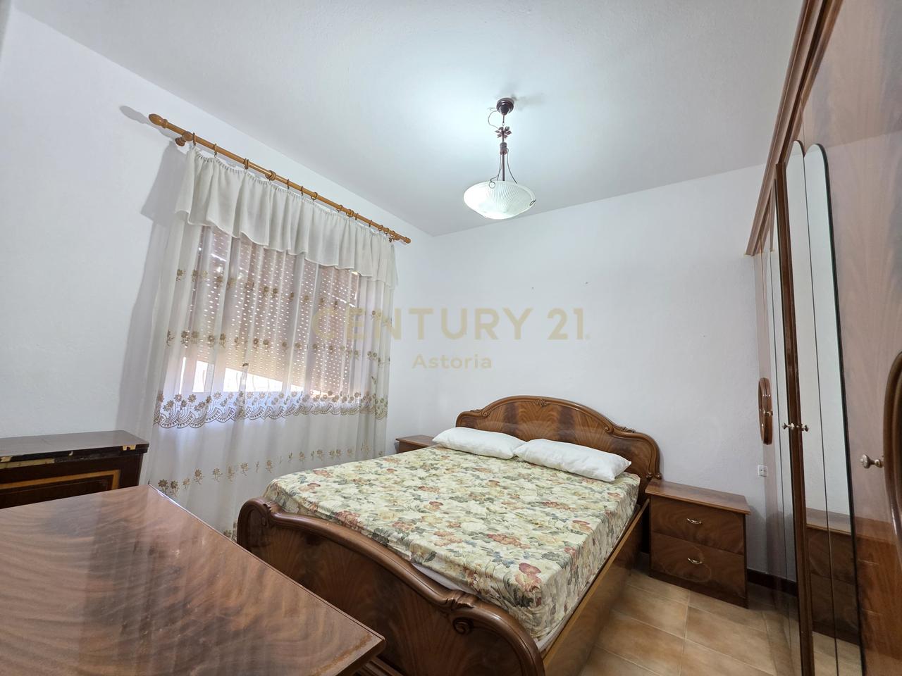 Duplex for rent in the area of the Paris Municipality, behind the Kristal Center