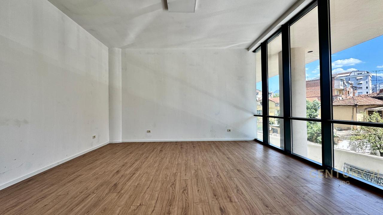 Office space for rent at Residenca Mine Peza!