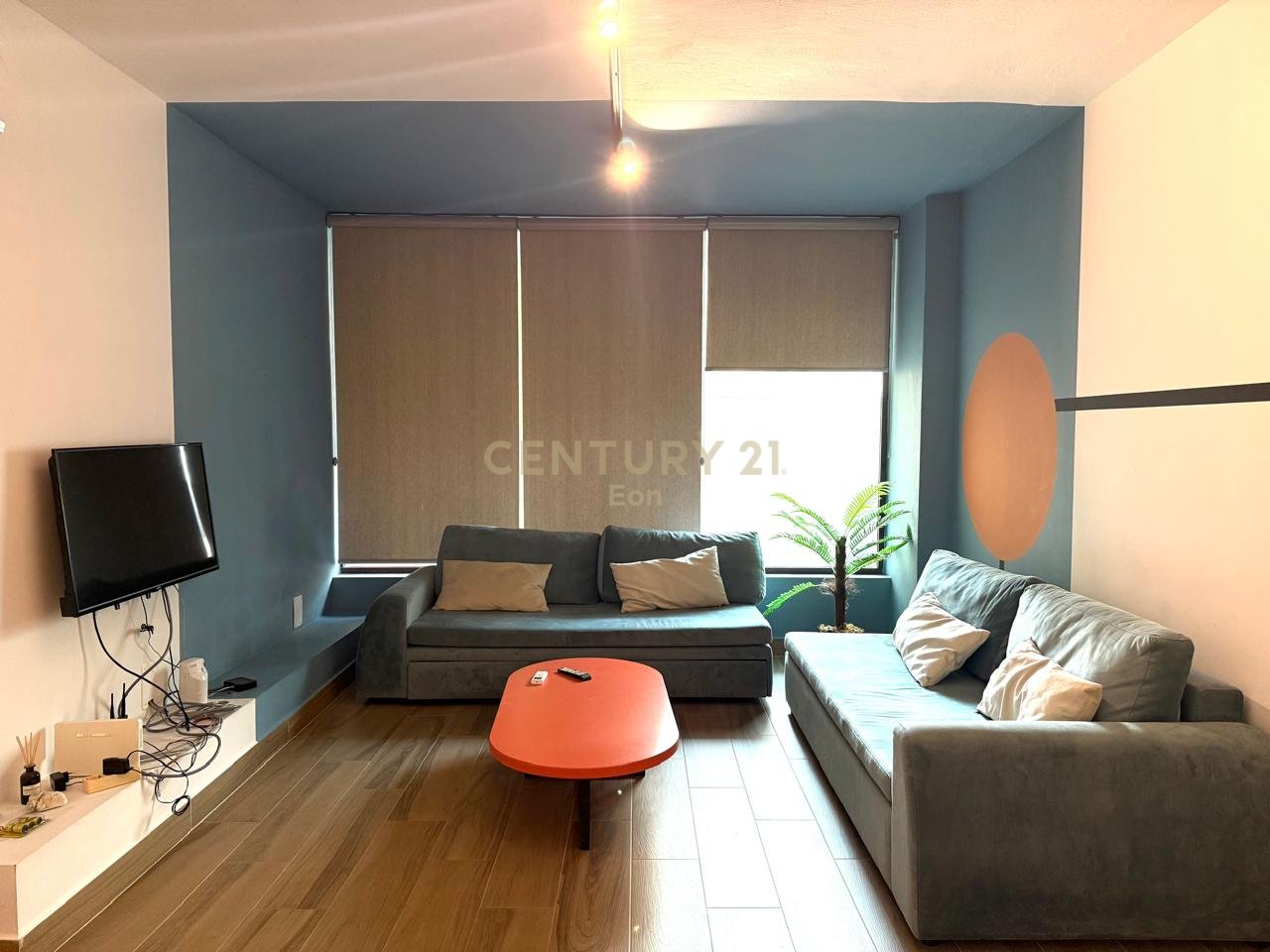 Apartment-Hotel Beach, Iliria is for Rent!