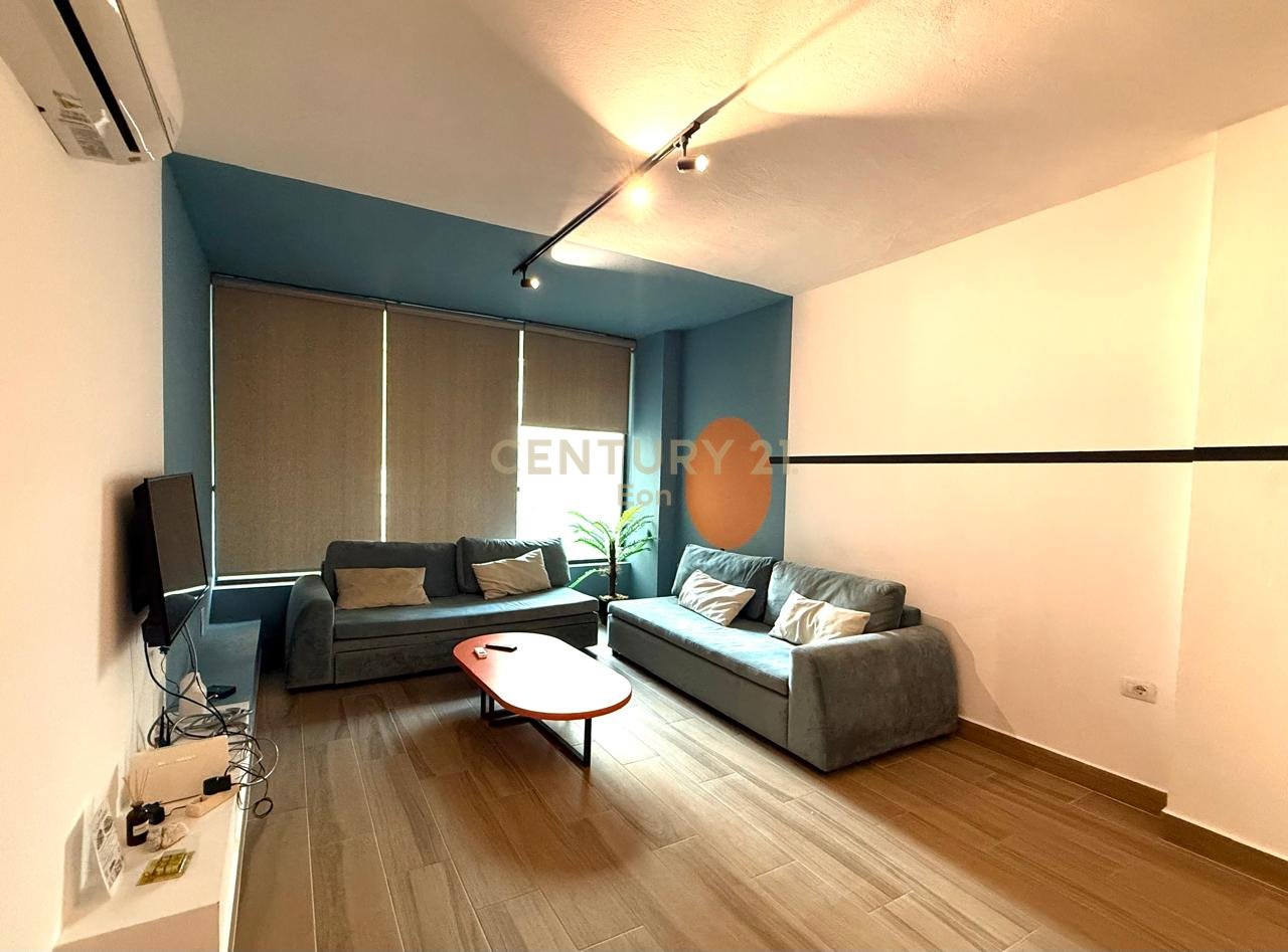Apartment-Hotel Beach, Iliria is for Rent!