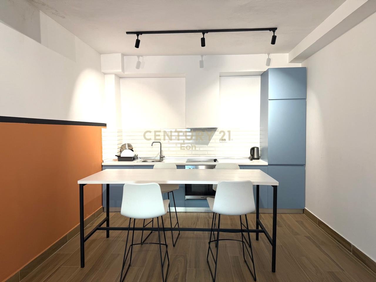 Apartment-Hotel Beach, Iliria is for Rent!