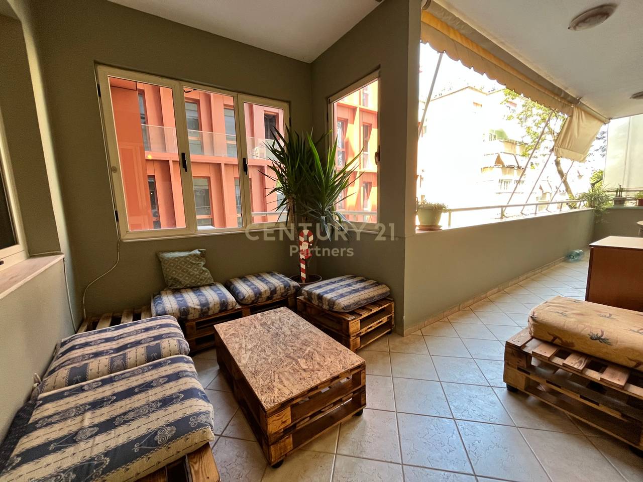 BLLOK – APARTMENT 2+1+2 FOR SALE WITH 100 m² VERANDA