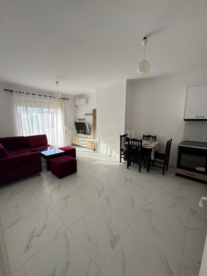 1+1 Apartment for Rent at Rrota e Kuqe Beach, Durrës - 450€ | 74 m²