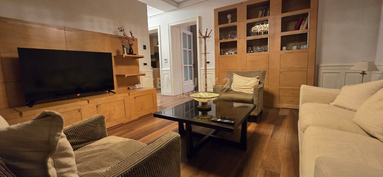 FOR RENT 1+1 APARTMENT, RED SCHOOL!