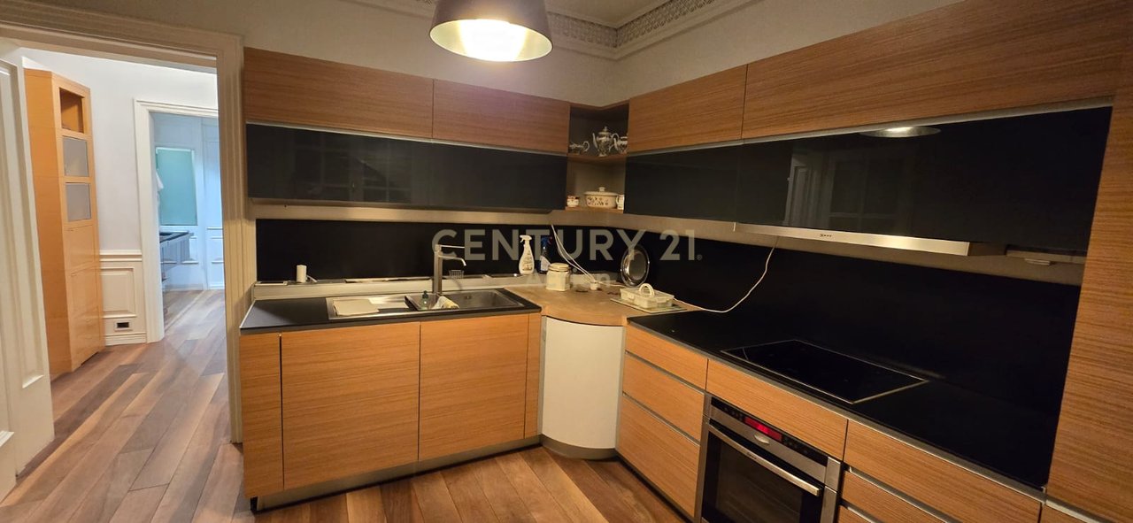 FOR RENT 1+1 APARTMENT, RED SCHOOL!