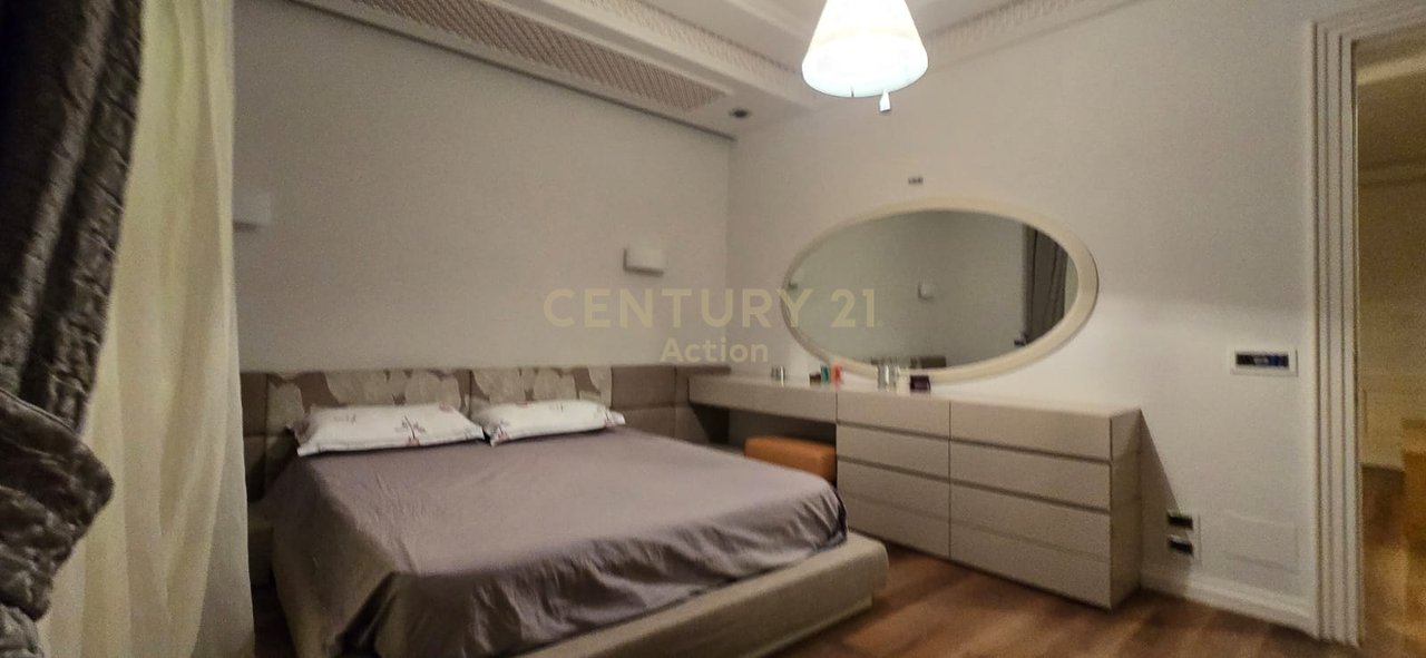 FOR RENT 1+1 APARTMENT, RED SCHOOL!