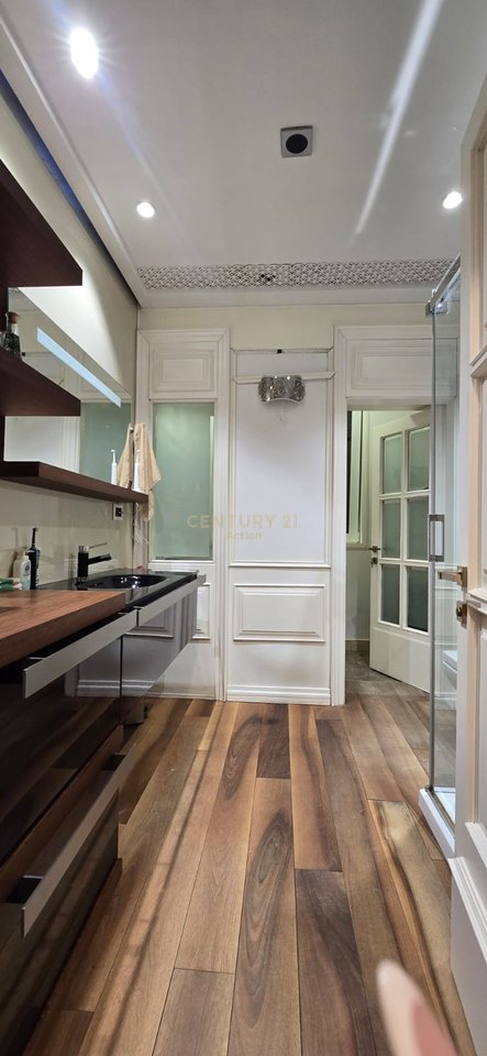 FOR RENT 1+1 APARTMENT, RED SCHOOL!