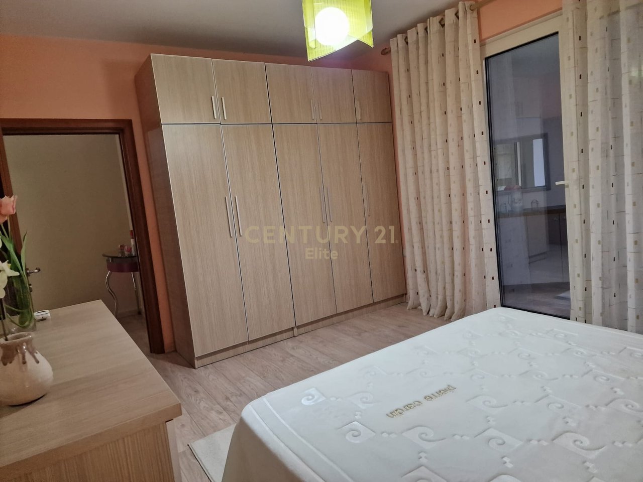 1+1 apartment for rent near Blloku