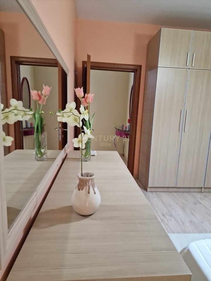 1+1 apartment for rent near Blloku
